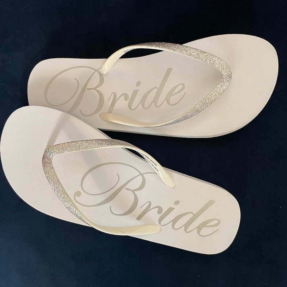 Glitter Silver Bride Flip Flops - L (9/10)